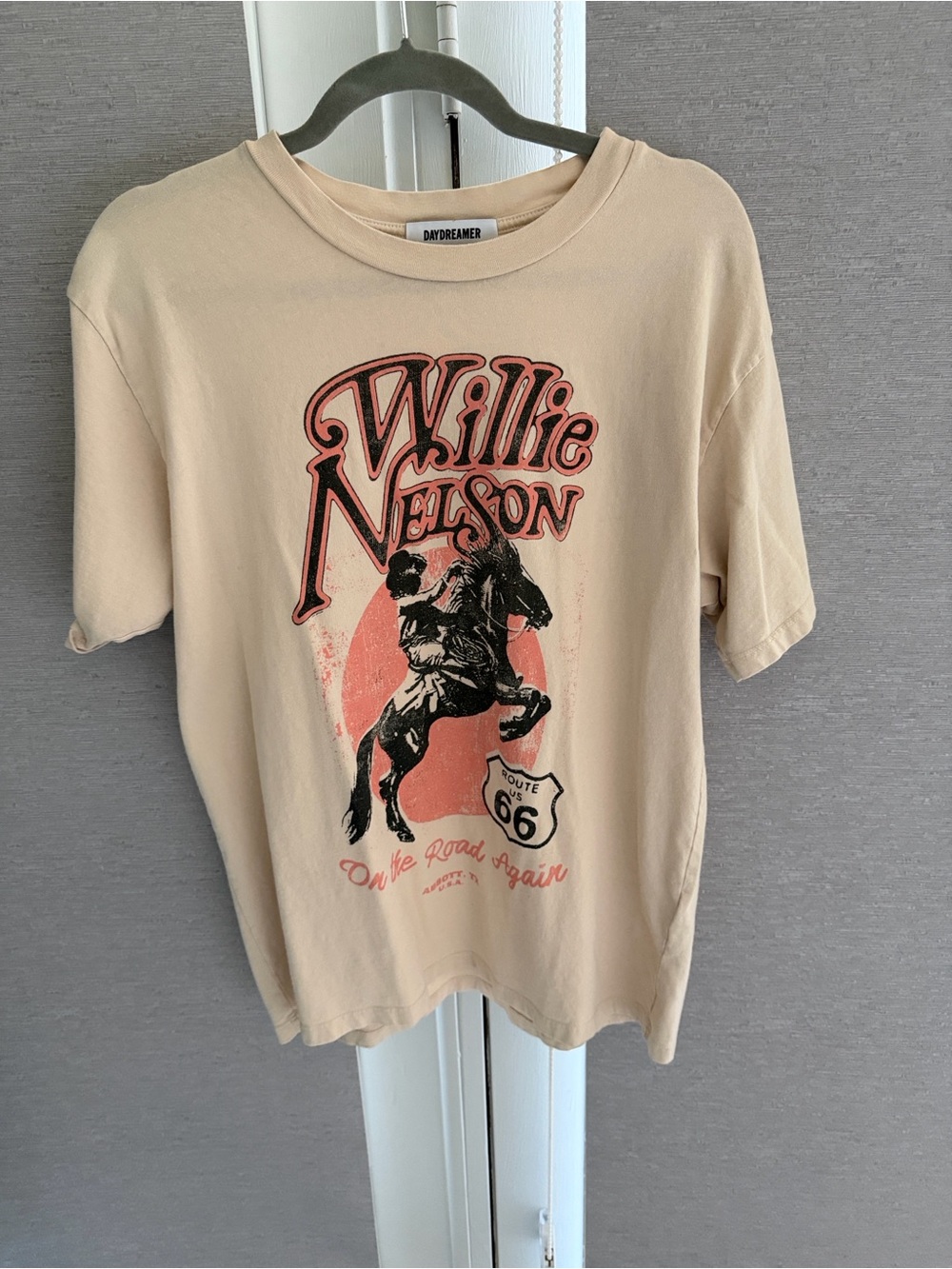 Daydreamer Willie Nelson Graphic Tee - Cream with Coral & Black Print